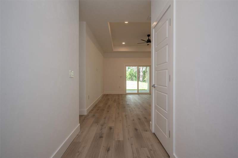 3 bedroom Single Family Residence at 832 NW 5th Street, Micanopy, Micanopy — photo 3