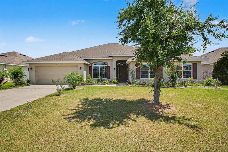 503 W LEAH COURT home for sale in Fruitland Park Chelseas Run