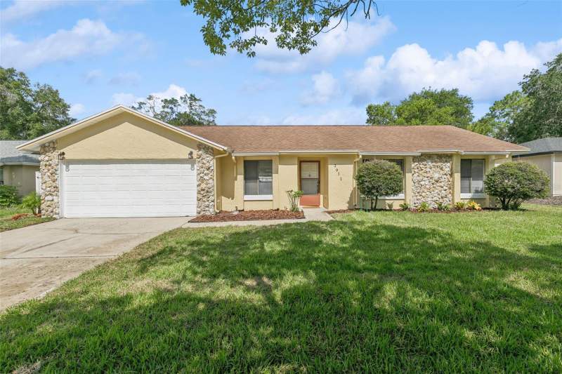 2911 AUTUMNWOOD TRAIL home for sale in Foxwood Homes for Sale: 2 Listings, Median $440K