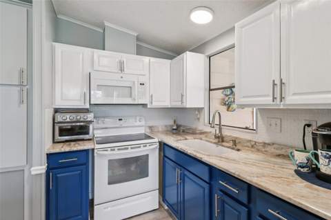 1001 Matthew Avenue, The Villages FL - photo 10 of 22
