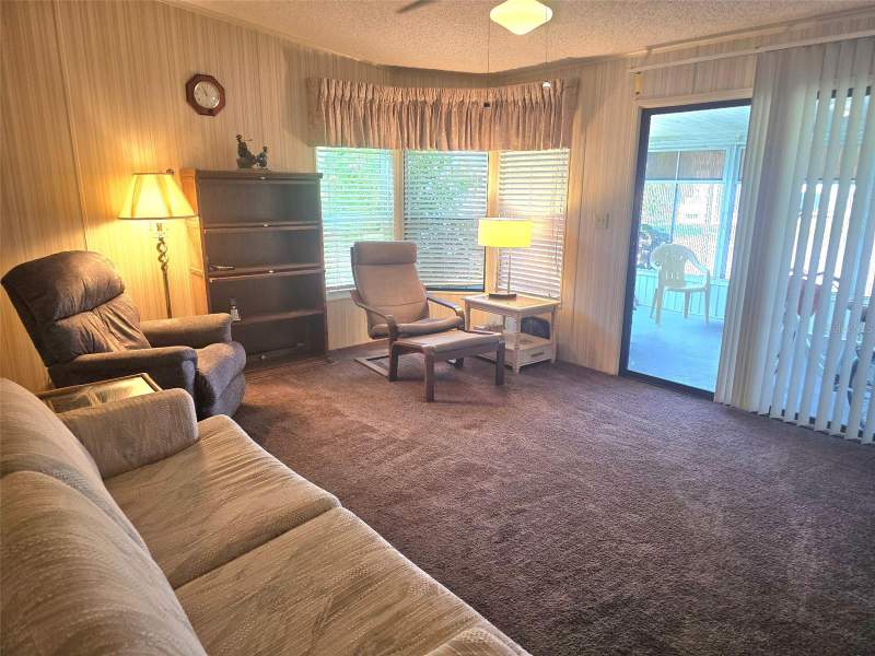 2 bedroom Manufactured Home at 379 Townbridge Drive, Sweetwater Golf & Tennis Club, Haines City — photo 4