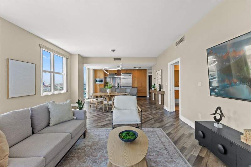 2 bedroom Condominium at 1120 E Kennedy Boulevard #1229, Grand Central At Kennedy Resid, Tampa — photo 3