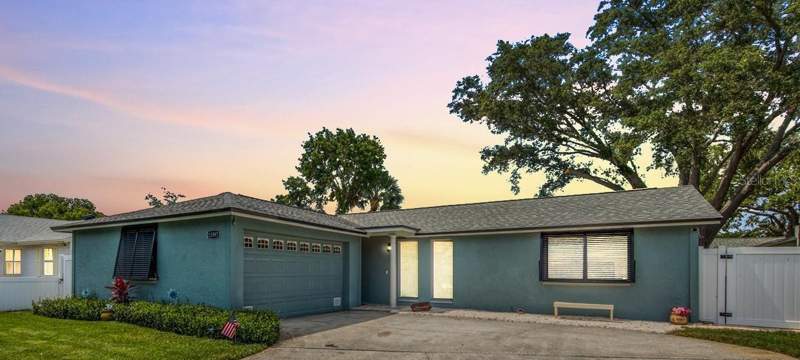 3 bedroom Single Family Residence at 11987 106th Avenue, Orangewood Highlands 1st Add, Seminole — photo 2