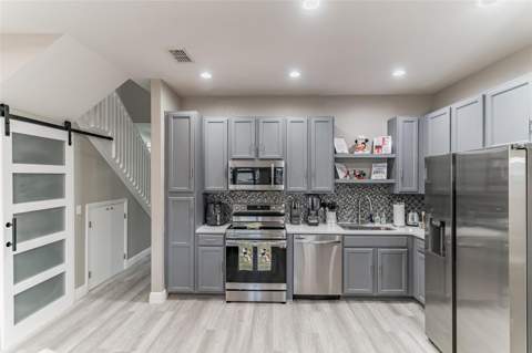 2468 Caravelle Circle, Kissimmee FL - photo 6 of 6