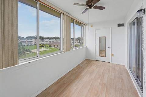 951 79th Avenue #Apt 322, St Petersburg FL - photo 17 of 36