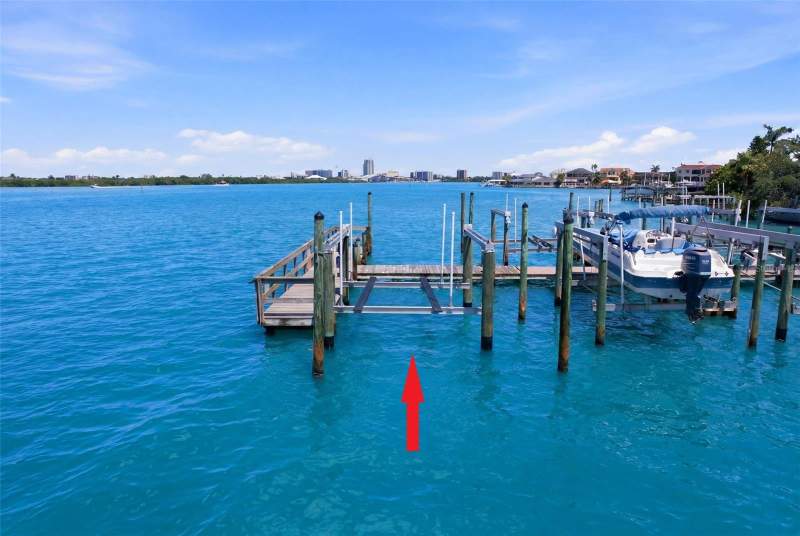 3 bedroom Townhouse at 200 Brightwater Drive #10, Brightwater Twnhms, Clearwater Beach — photo 4