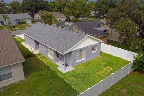 1432 Marigold Drive, Lakeland FL - photo 8 of 43