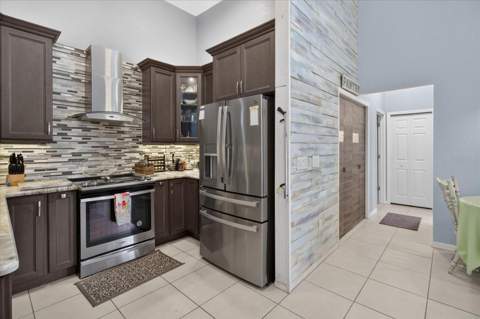 8735 Crescent Forest Boulevard, New Port Richey FL - photo 21 of 61