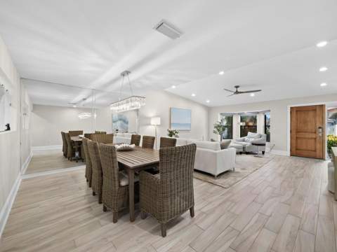 2352 Harbour Oaks Drive, Longboat Key FL - photo 10 of 59