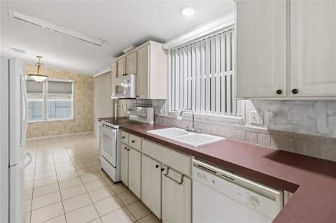 2484 Longpine Lane, St Cloud FL - photo 14 of 50