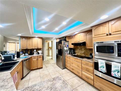 5810 Redhawk Drive, New Port Richey FL - photo 10 of 44