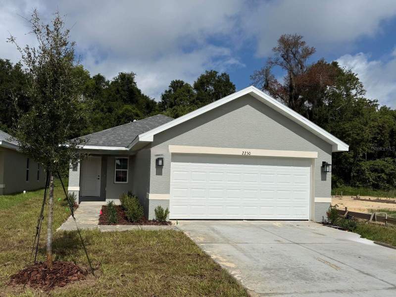 2230 NW 23RD LOOP home for sale in West Oak