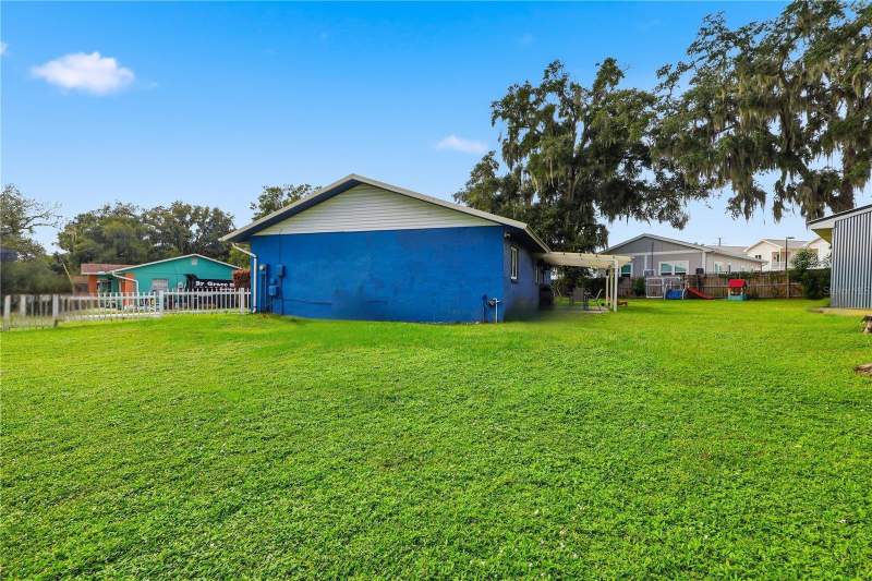 3 bedroom Single Family Residence at 37235 Hannah Lane, Zephyrhills Colony Co Land, Zephyrhills — photo 3
