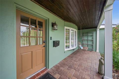 1216 S Pine Lake Drive, Tampa FL - photo 7 of 47