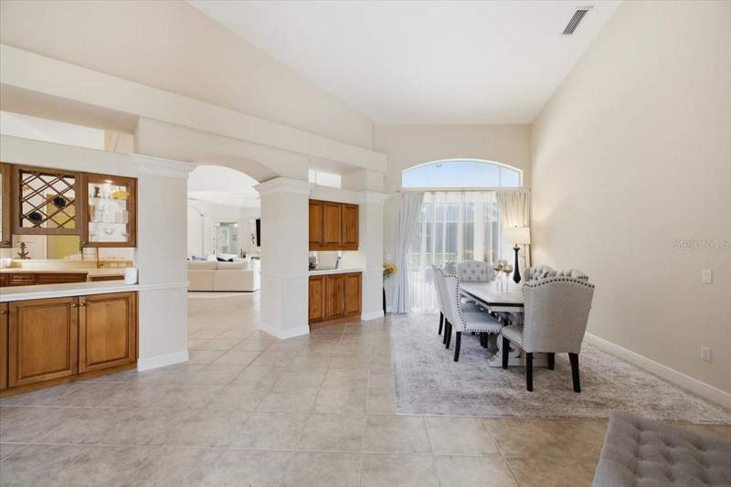 3 bedroom Single Family Residence at 2400 Little Country Road, River Wilderness Ph Ii-B, Parrish — photo 4