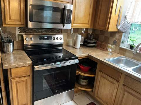 109 Herrick Street, Auburndale FL - photo 8 of 47