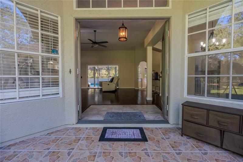 3 bedroom Single Family Residence at 14214 Cinnaman Lane, Woodhaven Estates, Weeki Wachee — photo 5