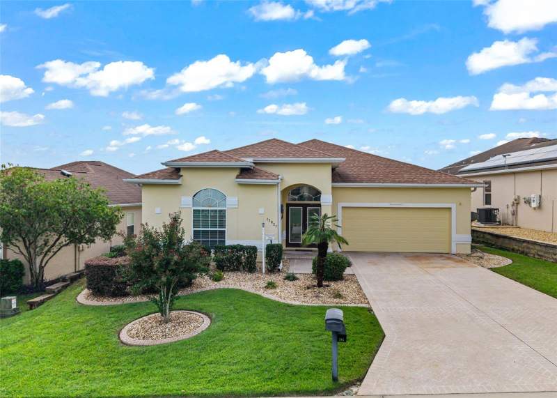 3 bedroom Single Family Residence at 17021 SE 115th Terrace Road, Stonecrest, Summerfield — photo 3