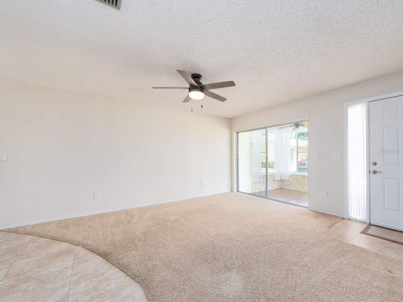 2 bedroom Villa at 1009 Queen Anne Drive #B, Highland Lakes Condo, Palm Harbor — photo 5