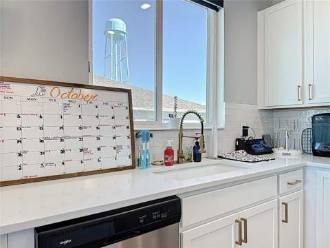 1404 Geranium Drive, Mascotte FL - photo 18 of 45