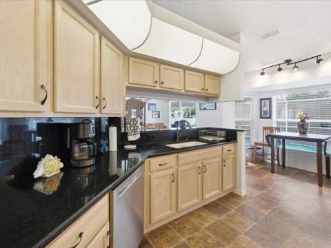 2478 Glenridge Dr, Spring Hill FL - photo 11 of 27