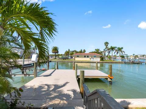 562 Johns Pass Avenue, Madeira Beach FL - photo 19 of 89