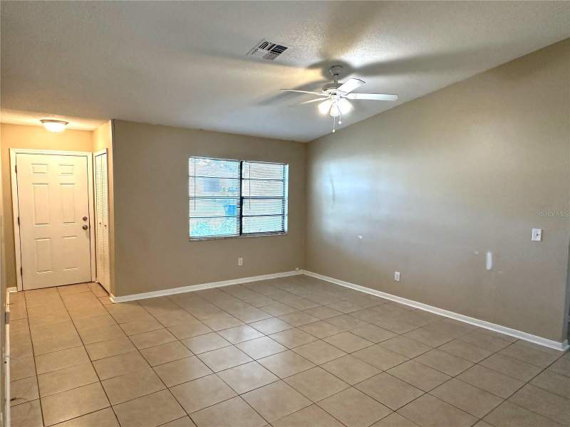 3 bedroom Single Family Residence at 2821 Eagle Run Circle, Eagle Run Sub, Clearwater — photo 3