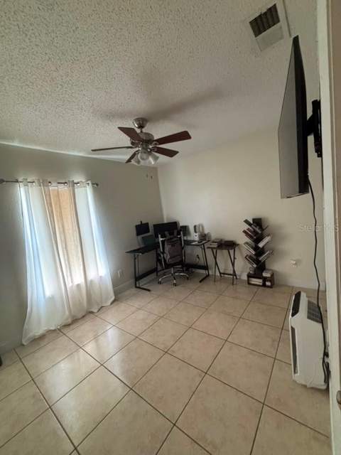 7310 Baja Court, Tampa FL - photo 11 of 19
