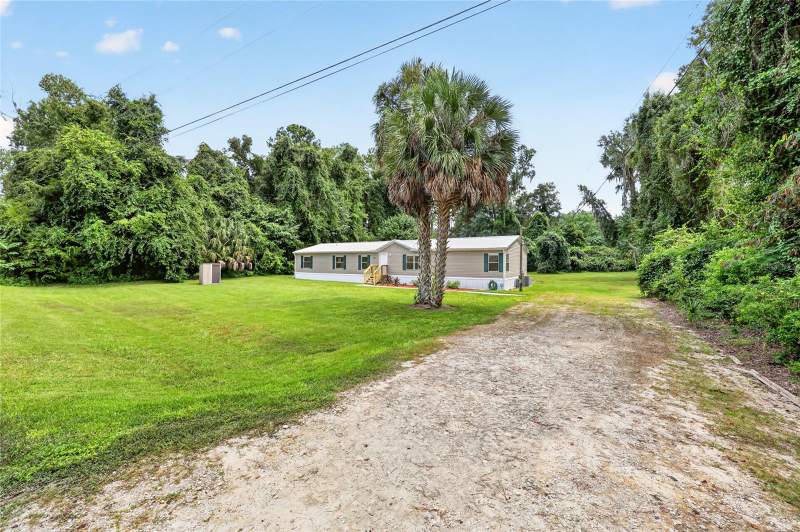 5 bedroom Manufactured Home at 13888 SW 5th Place, Rainbow Park Un 08, Ocala — photo 4