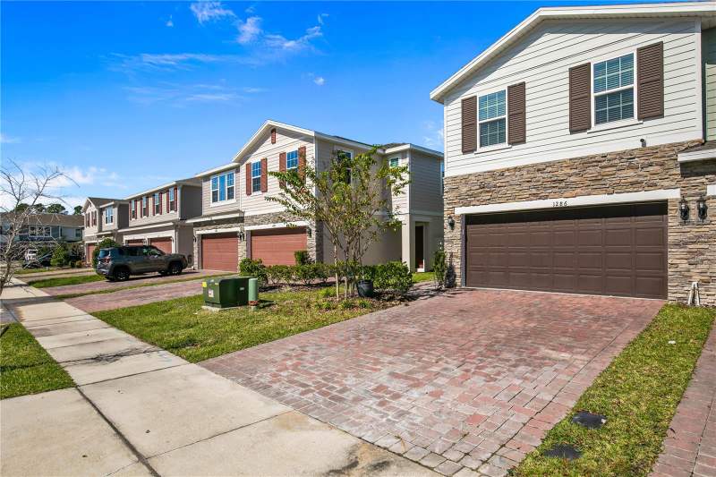 1286 WISPY CYPRESS DRIVE home for sale in Cypress Hammock