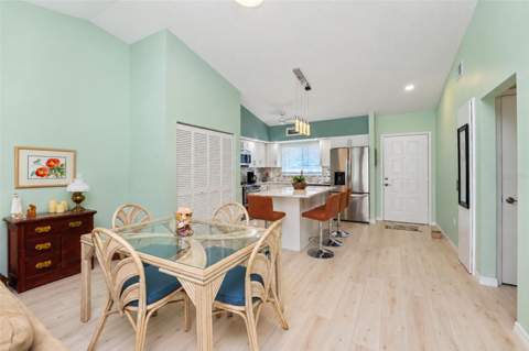 6468 Hamlet Drive #B, Englewood FL - photo 7 of 40