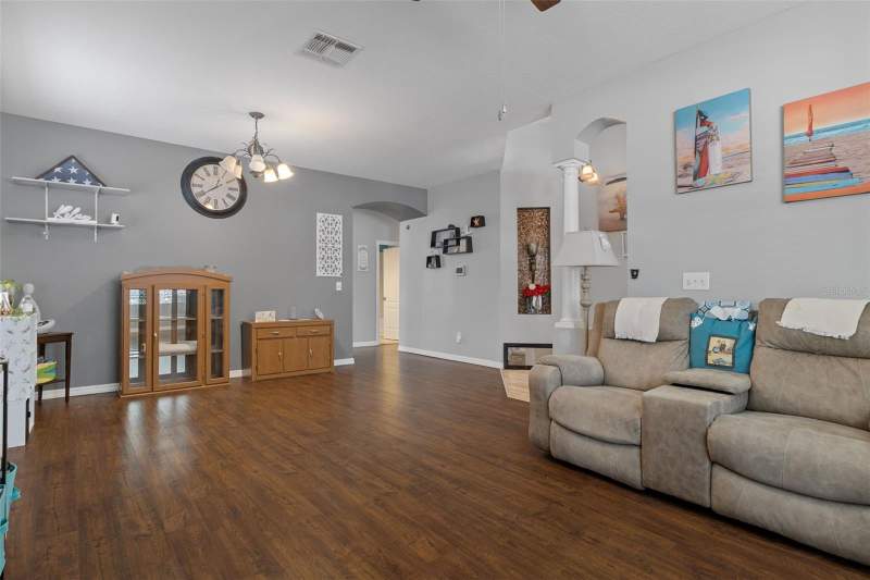 3 bedroom Single Family Residence at 8483 Pinetop Ridge Lane, Spring Ridge, Brooksville — photo 4