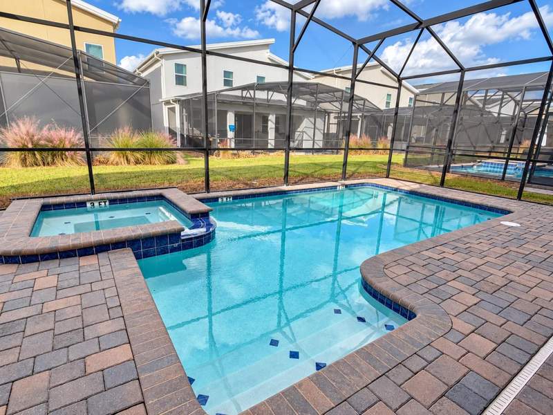 7 bedroom Single Family Residence at 4553 Target Boulevard, Storey Lake II, Kissimmee — photo 2