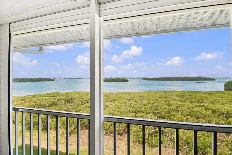 2 bedroom Condominium at 1389 Perico Point Circle #140, Perico Bay Club, Bradenton — photo 2