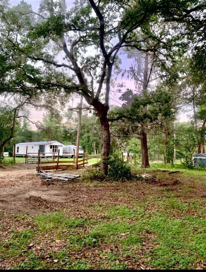 2 bedroom Single Family Residence at 17273 NE 37th Street, Silver Spgs Campsites Lake Jumpe, Silver Springs — photo 3