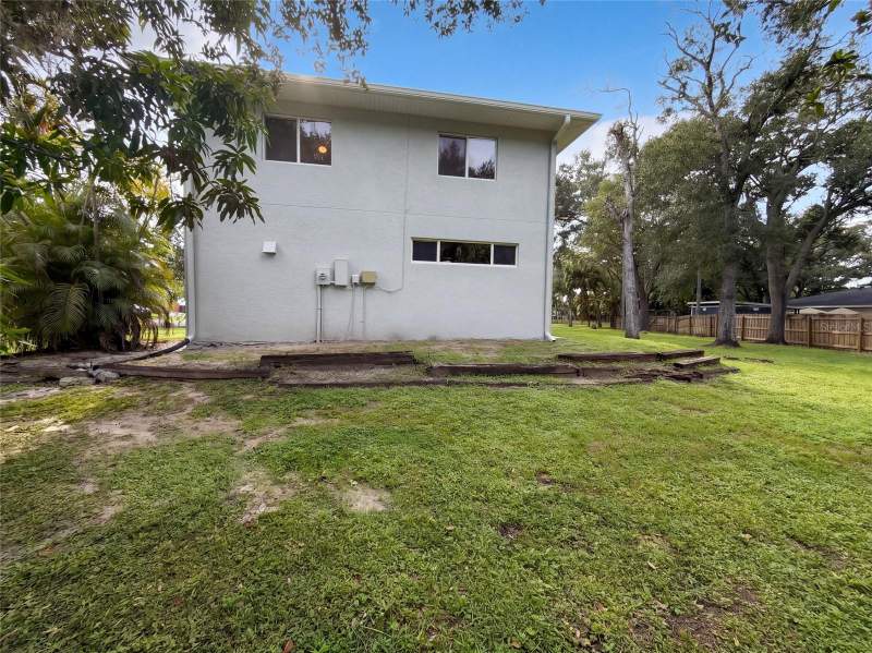 4 bedroom Single Family Residence at 1331 30th Avenue, Manasota Park, Bradenton — photo 5