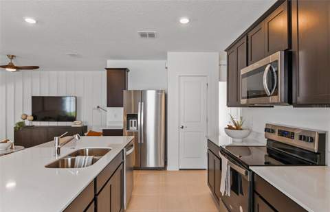 5518 Freesia Drive, Lakeland FL - photo 6 of 29
