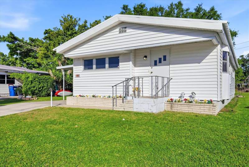 2 bedroom Mobile Home at 1419 41st Avenue, Tidevue/De Soto Community Unit One, Ellenton — photo 2