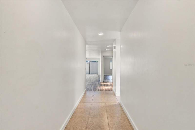 2 bedroom Condominium at 2212 Starboard #2212, Hartridge Landing, Winter Haven — photo 2