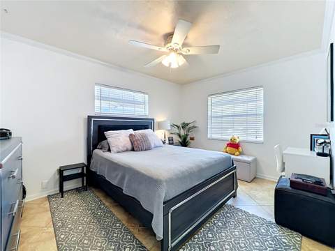 2404 Lauderdale Court, Orlando FL - photo 10 of 20