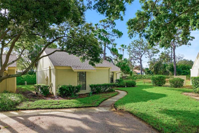 2 bedroom Condominium at 18 Windrush Bay Drive, Windrush Bay Condo, Tarpon Springs — photo 5