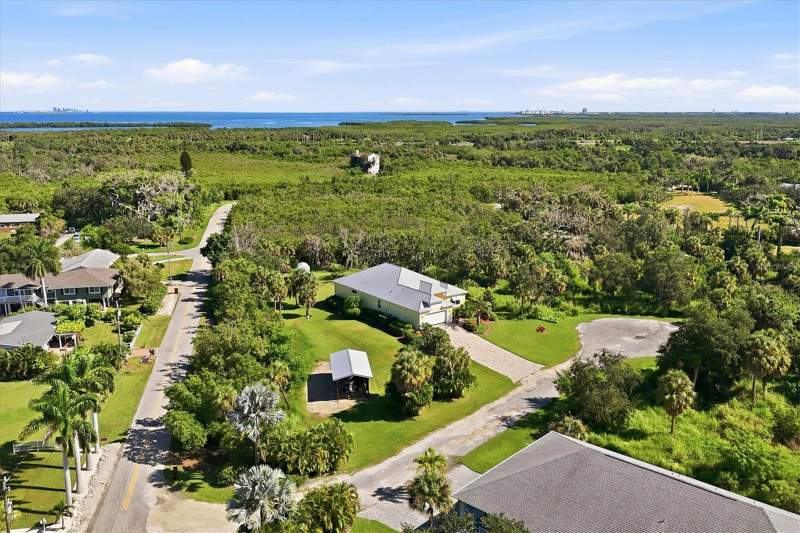 3 bedroom Single Family Residence at 1914 Kennedy Court, Bayside, Terra Ceia — photo 4