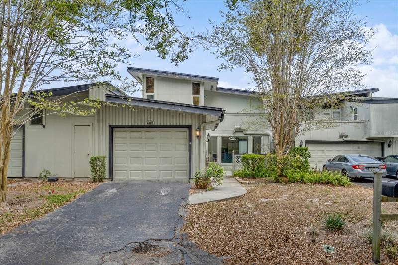 1318 CHEBON CT COURT #Unit E-F home for sale in Lake Francis Village Condos for Sale: 1 Listing