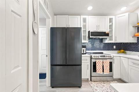 11415 Walden Loop, Parrish FL - photo 13 of 35