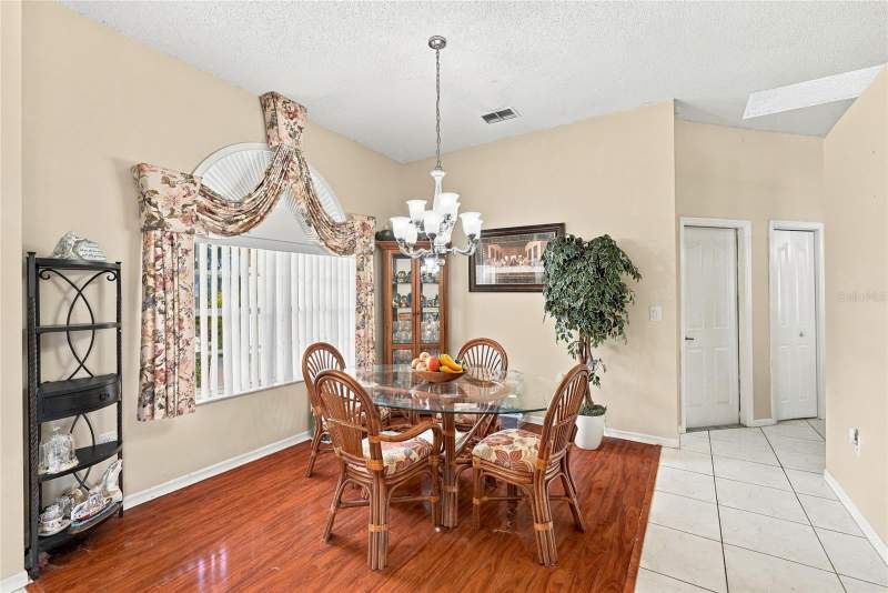 3 bedroom Single Family Residence at 3352 St Ives Boulevard, Pristine Place Ph 1, Spring Hill — photo 5