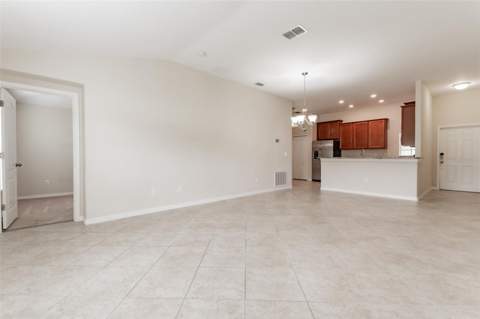 18591 Briar Oaks Drive, Hudson FL - photo 10 of 33