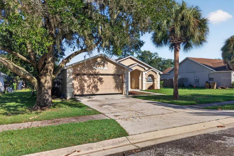 3 bedroom Single Family Residence at 2228 Duncan Trail, Greater Groves Ph 01, Clermont — photo 2