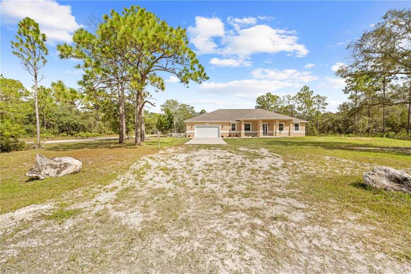 4 bedroom Single Family Residence at 18130 Parrot Road, Royal Highlands, Weeki Wachee — photo 4