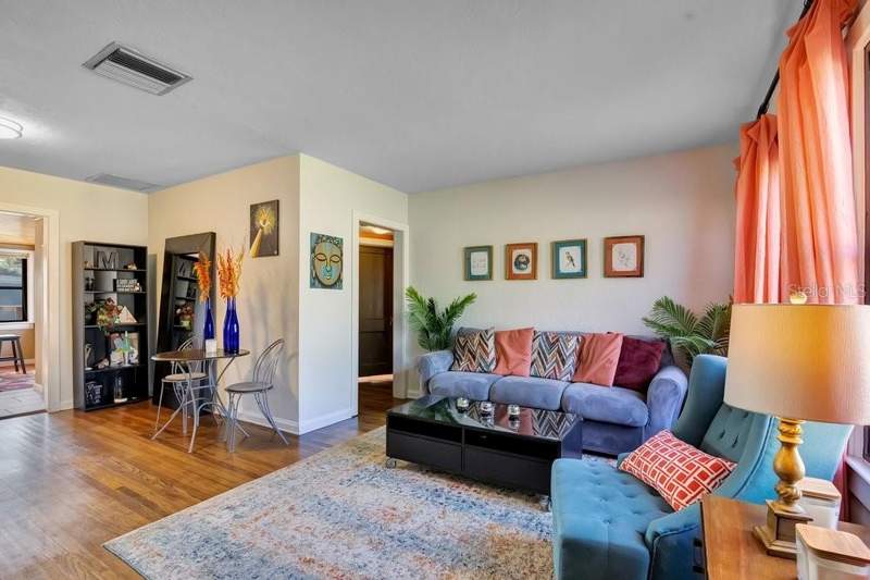 2 bedroom Single Family Residence at 753 Floral Drive, Colonial Gardens Rep, Orlando — photo 2