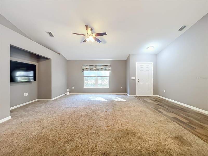 3 bedroom Single Family Residence at 2212 Gamewell Court, Deltona Lakes Unit 04, Deltona — photo 4